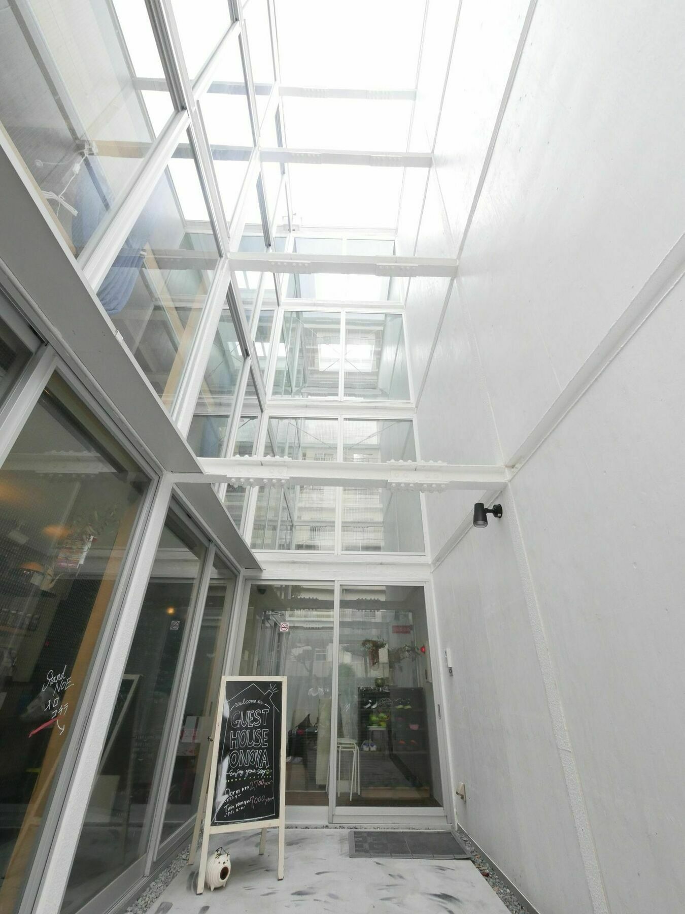 Guest House Onoya Osaka Exterior photo